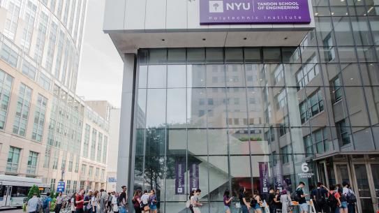紐約大學坦登工程學院研究生.jpg